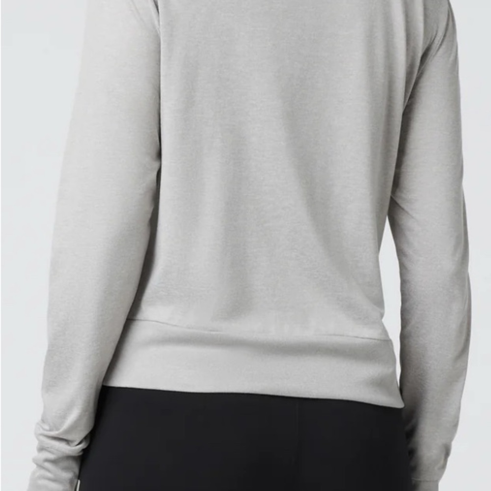 Vuori Gray Long Sleeve Tee